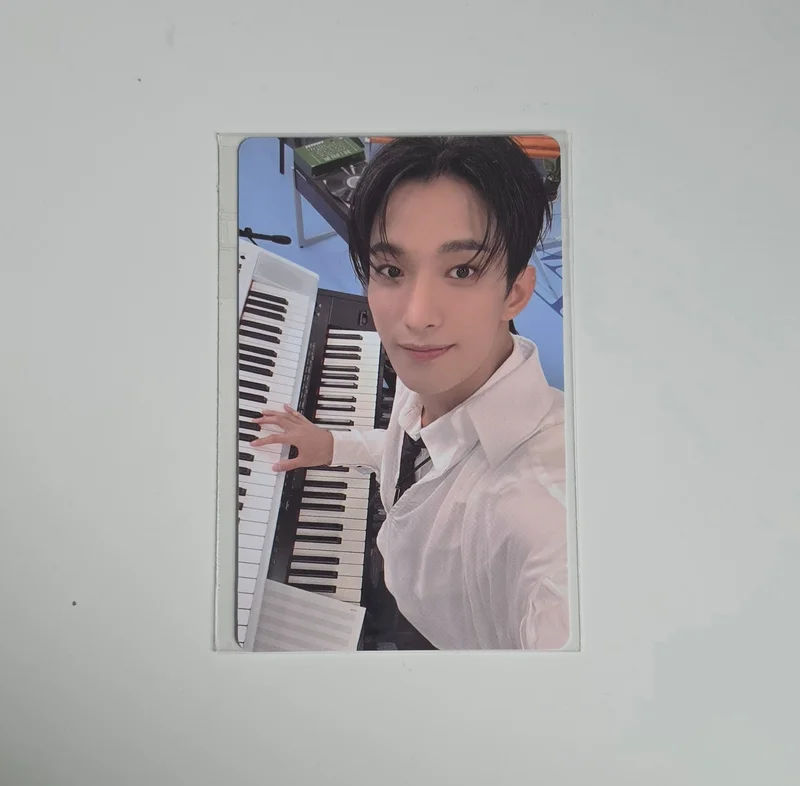 17 IS RIGHT HERE WEVERSE