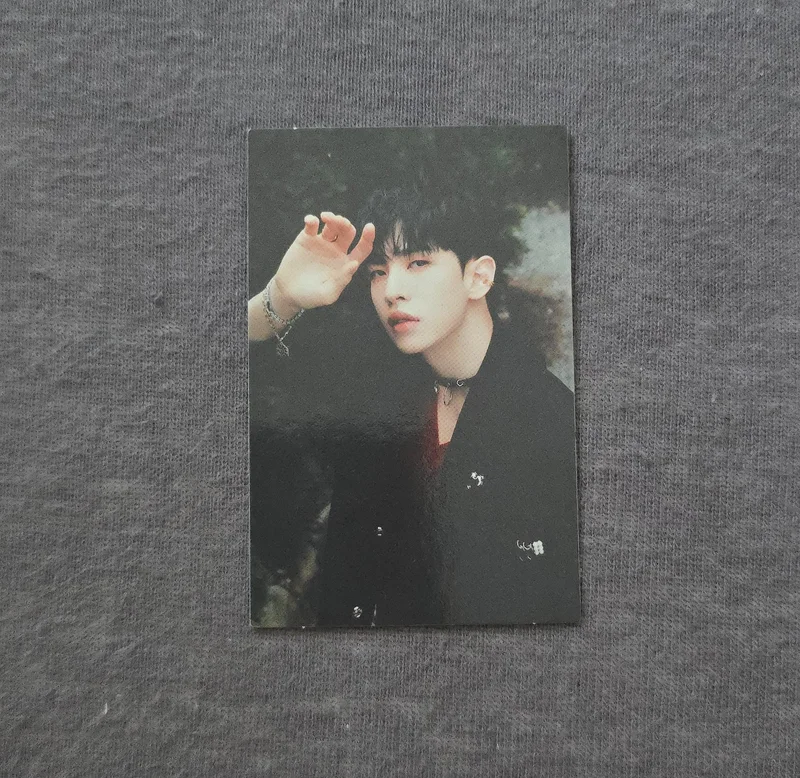 Cravity allen SUN SEEKER SECRET CARD