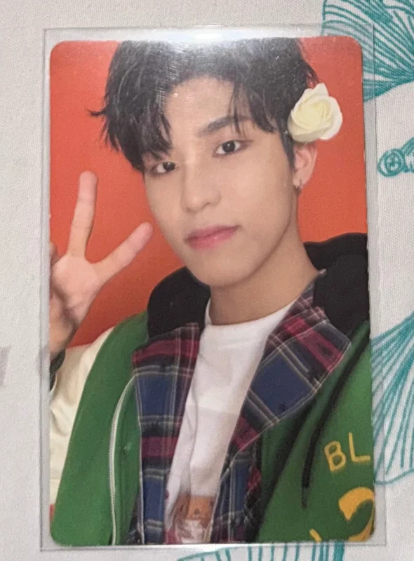 THE SECOND STEP : CHAPTER ONE PHOTOBOOK ver. GREEN ver.