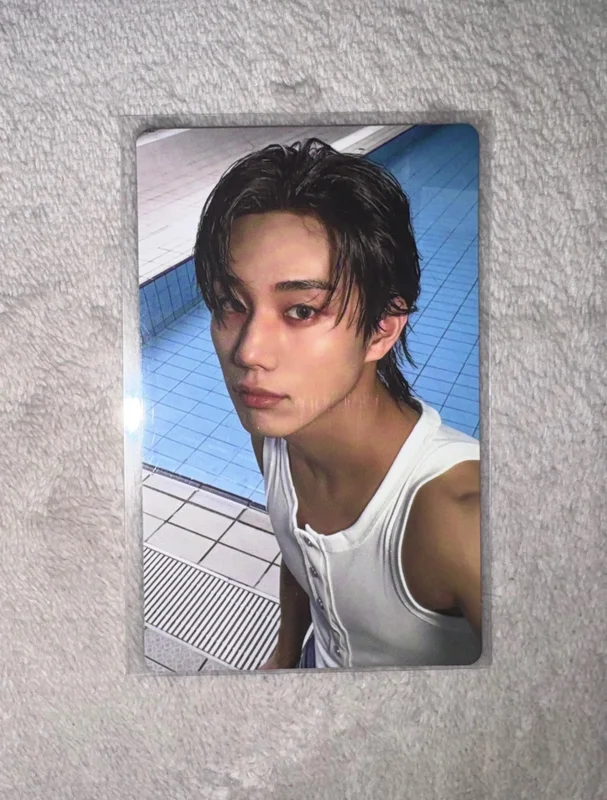 UNIQUE Photobook Ver. WEVERSE