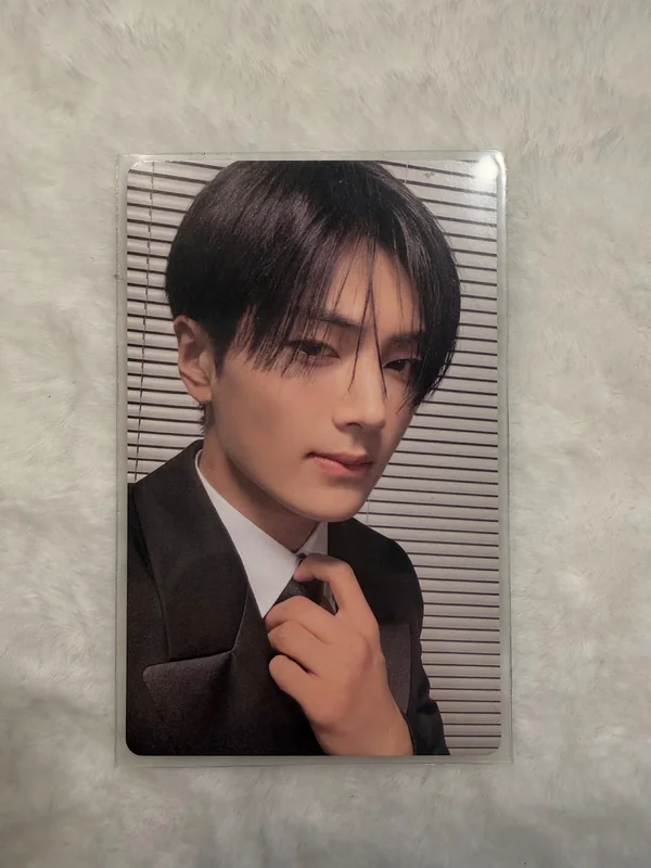 DESIRE : UNLEASH Weverse Albums ver.