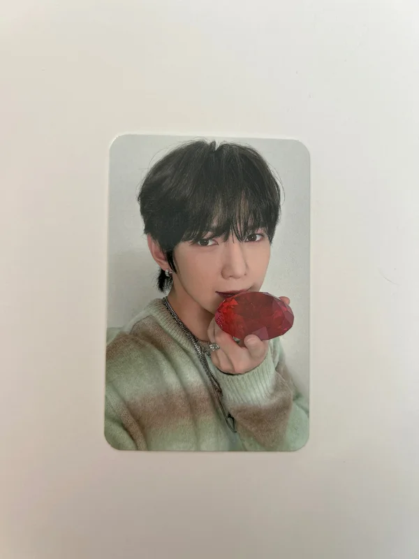 2024 SEASON'S GREETINGS YES24