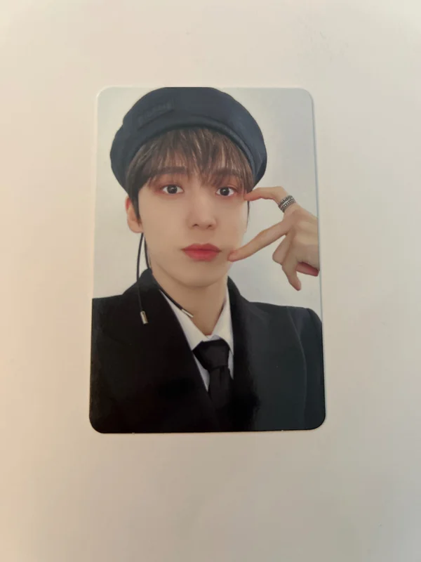 GOLDEN HOUR : Part.1 MAKESTAR