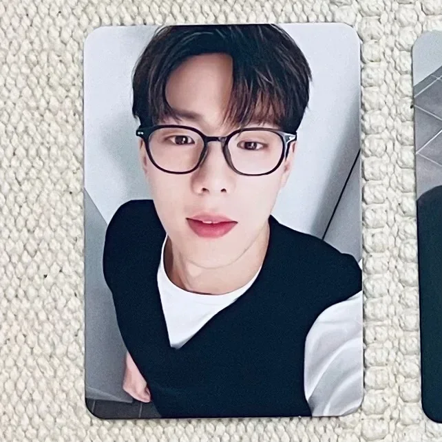 MONSTA X 2025 SEASONS GREETINGS STARSHIPSQUARE