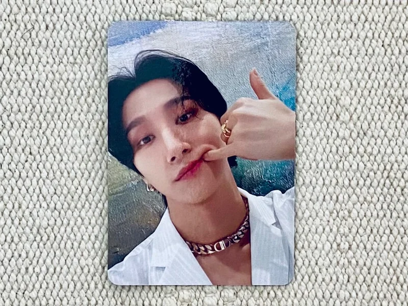 REASON EXHIBITION & POPUP STORE MINI POUCH