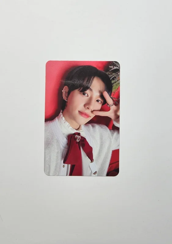 HYUNJIN CHRISTMAS EVEL