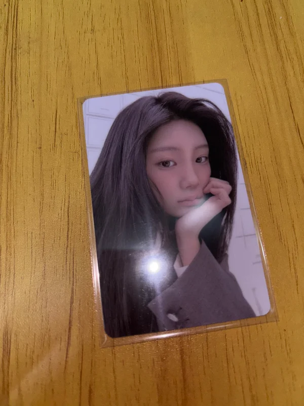 SUPER REAL ME WHOSFAN LUCKY DRAW