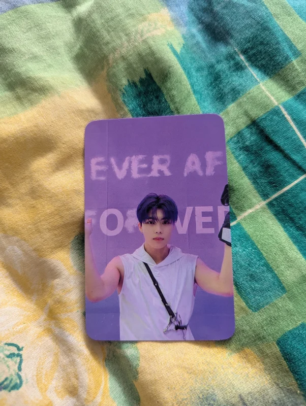 Zerobaseone Gunwook cinema paradise sound wave Lucky draw