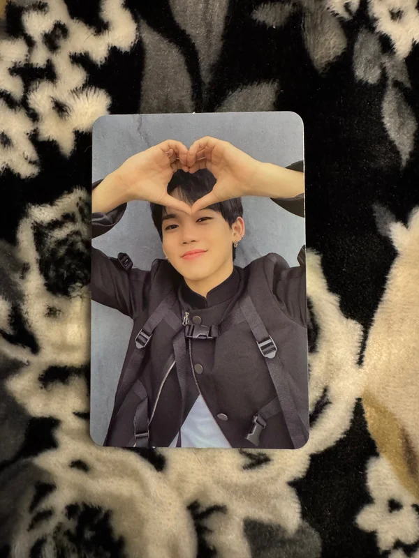 THE FIRST STEP : CHAPTER THREE WHITE ver.