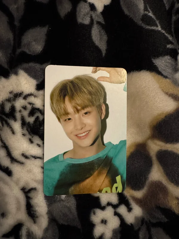 THE FIRST STEP : CHAPTER TWO BLACK ver.