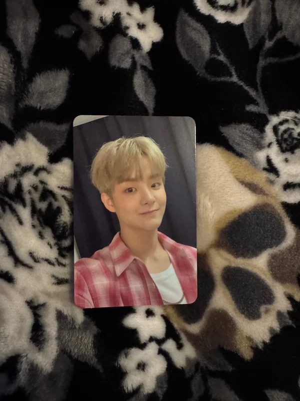 THE FIRST STEP : CHAPTER TWO BLACK ver.