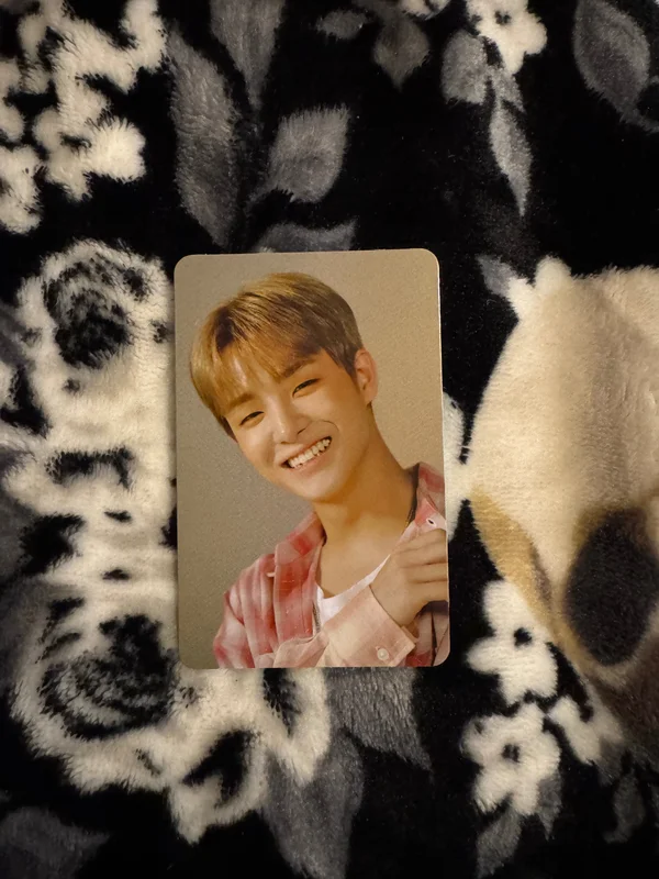 THE FIRST STEP : CHAPTER TWO WHITE ver.