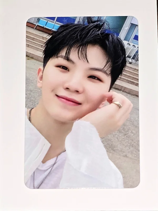 WOOZI SECTOR 17 SH0PEE