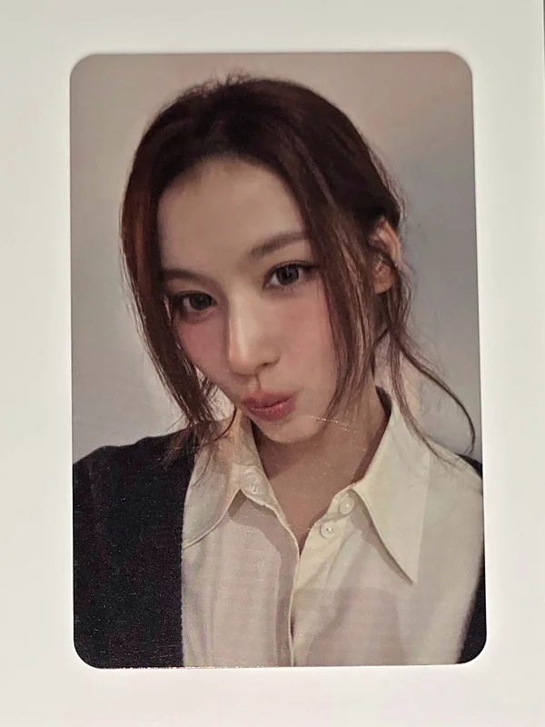 TWICE TEN: The Story Goes On Cast Ver. SANA pc