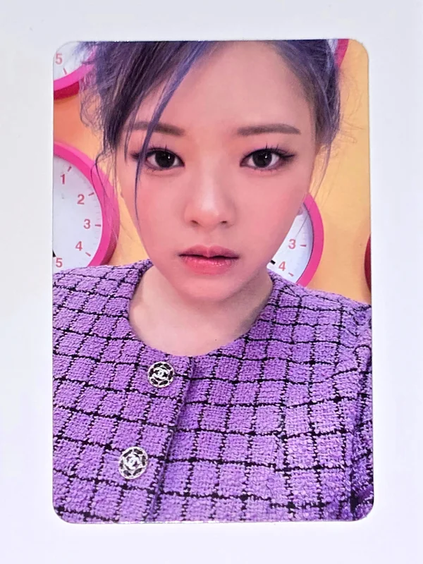 JEONGYEON TWICE BETWEEN 1&2 pc