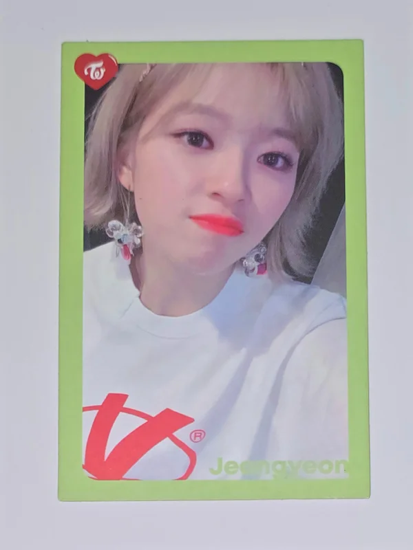 JEONGYEON TWICE What is Love? pc