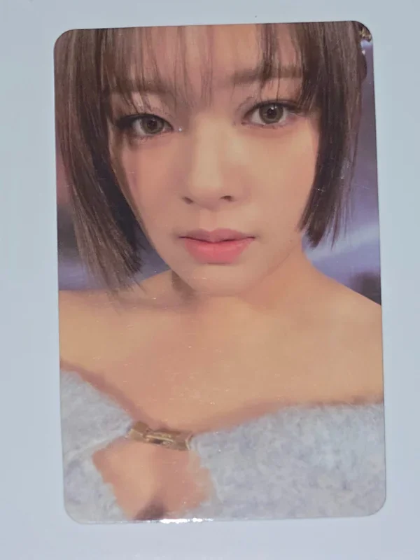 JEONGYEON TWICE READY TO BE pc