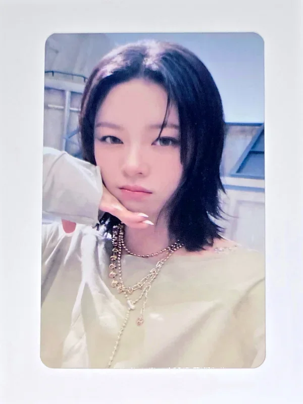 JEONGYEON TWICE THIS IS FOR YIZHIYU 1.0