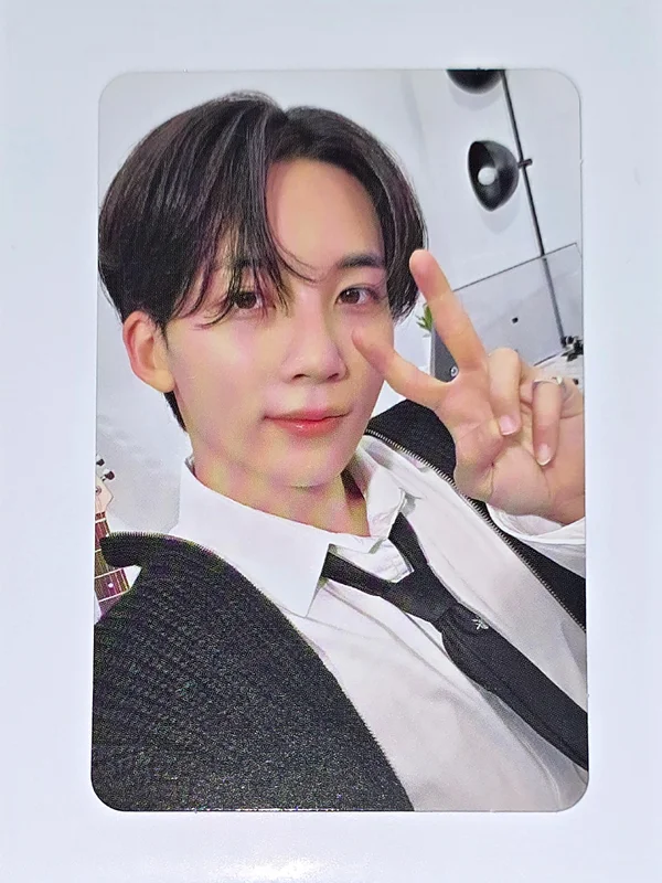 JEONGHAN 17 IS RIGHT HERE KPOP MERCH/SH0PEE LUCKY DRAW