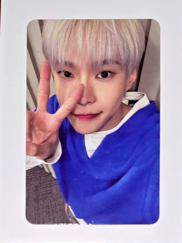 DOYOUNG WALK FANSIGN EVENT and MEET N GREET in JAKARTA