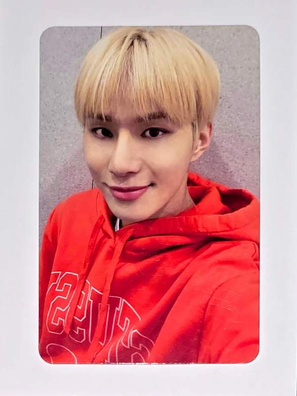JUNGWOO WALK FANSIGN EVENT and MEET N GREET in JAKARTA