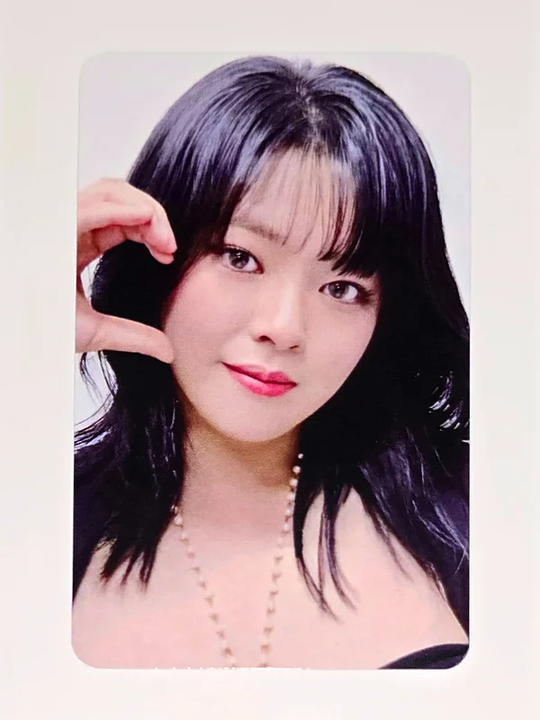 JEONGYEON TWICE DIVE Member Solo Jacket Edition