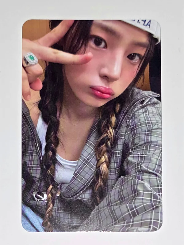 MINJI How Sweet KPOP MERCH/SH0PEE pob