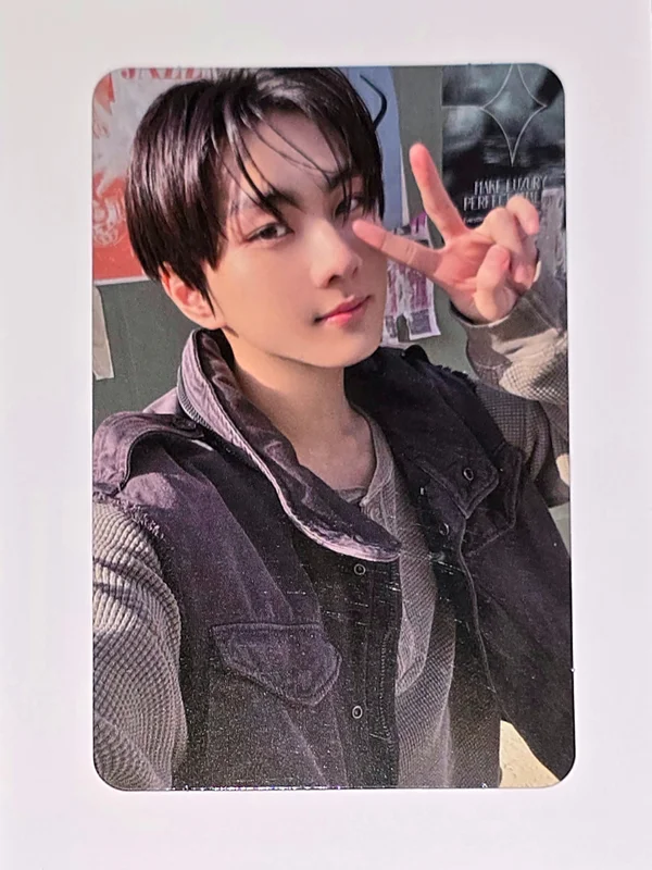 JUNGWON ROMANCE : UNTOLD KPOP MERCH