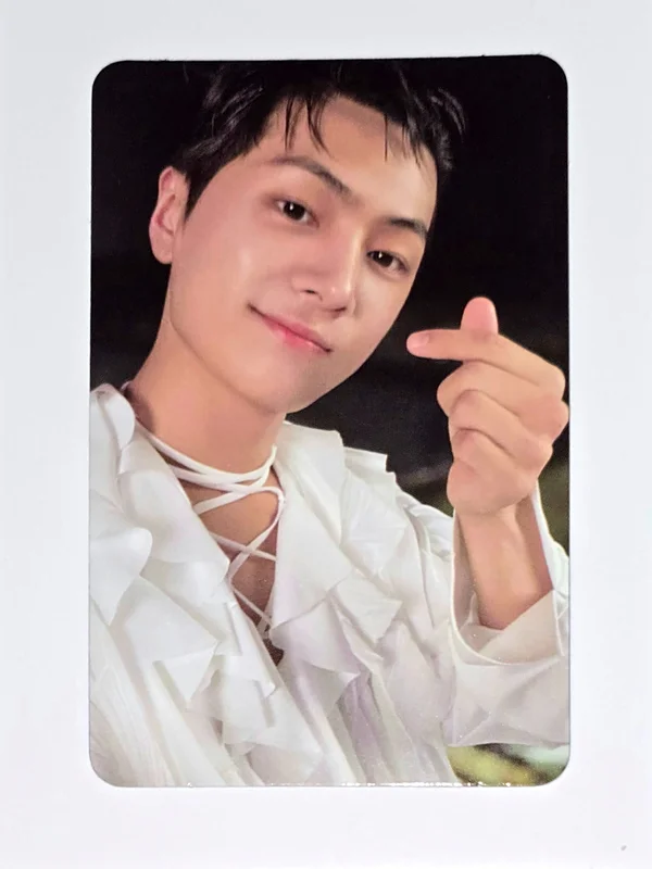 JAY DARK BLOOD KPOP MERCH/SH0PEE