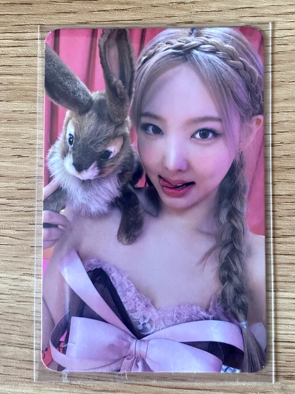 NAYEON BETWEEN 1&2