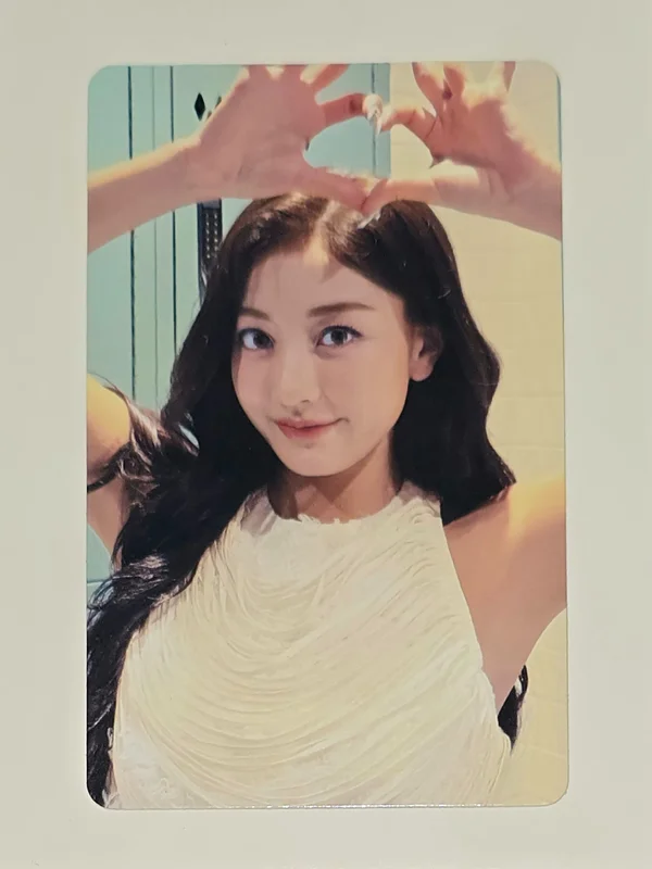 JIHYO TWICE [THIS IS FOR] WORLD TOUR IN INCHEON DVD/Blu-ray FANS SHOP