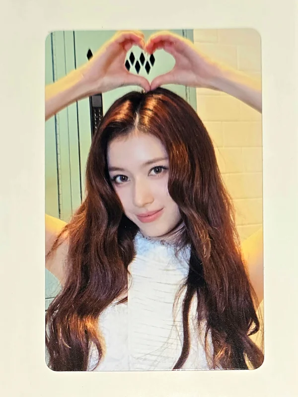 SANA TWICE [THIS IS FOR] WORLD TOUR IN INCHEON DVD/Blu-ray FANS SHOP