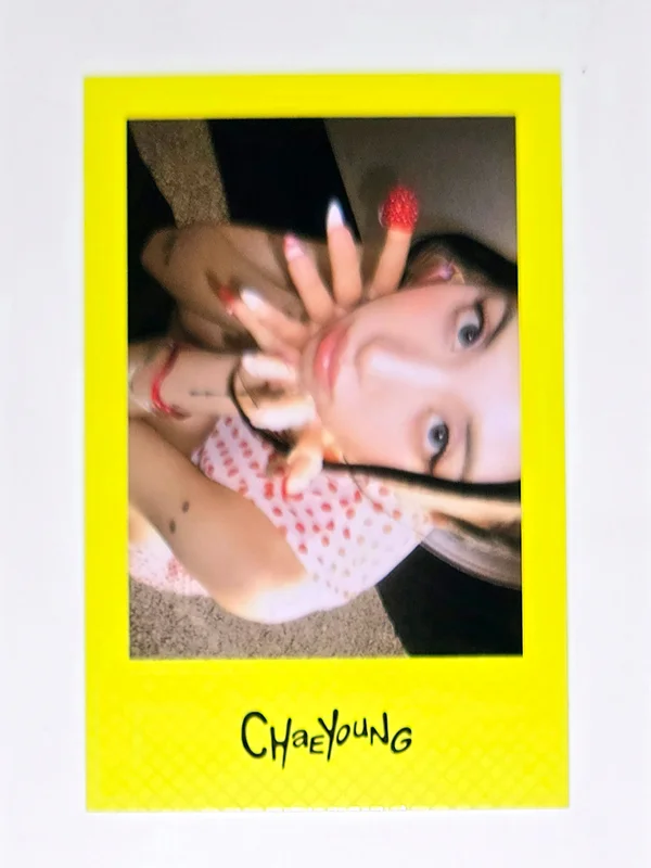 CHAEYOUNG THIS IS FOR POLAROID ver. IS ver.