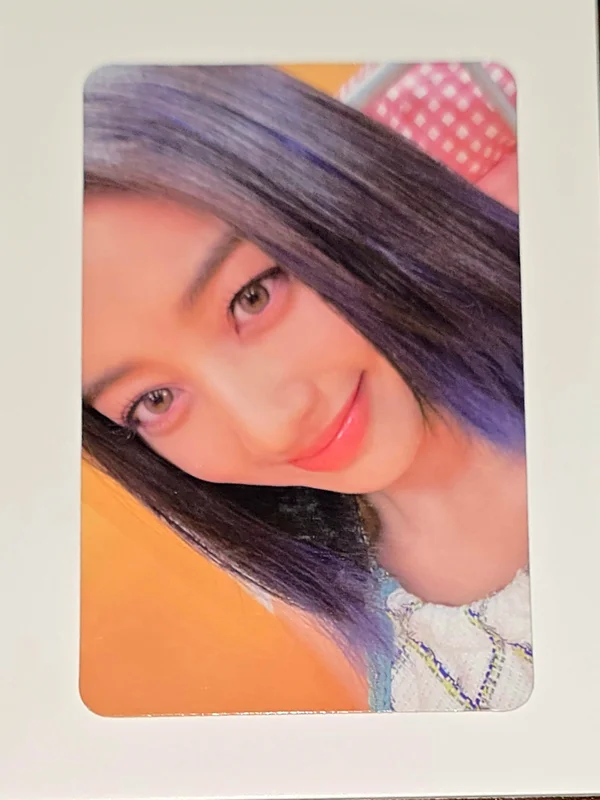 JIHYO BETWEEN 1&2