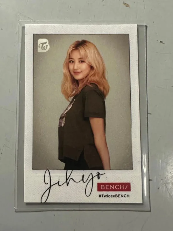Jihyo BENCH polaroid
