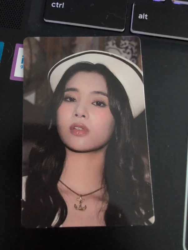 SIS (Soft Is Strong) Target Exclusive/HMV