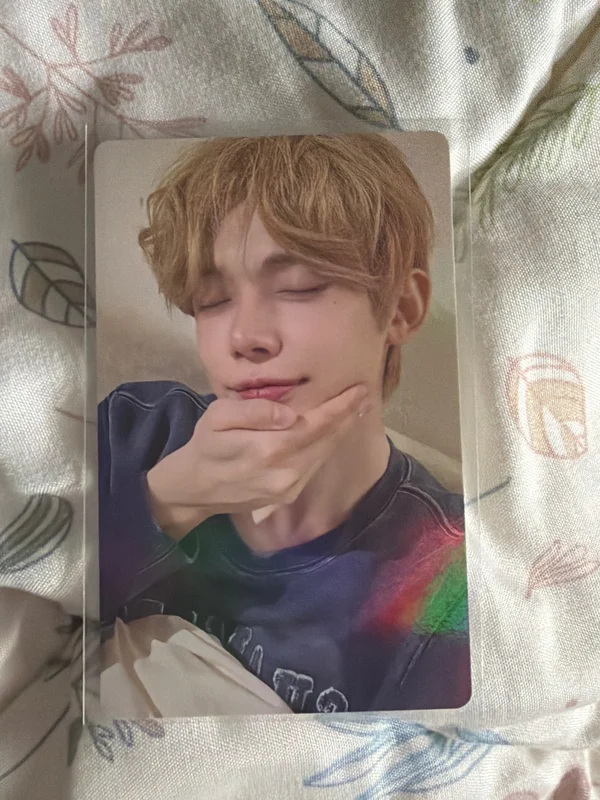 The Star Chapter: SANCTUARY ANGEL Ver. WEVERSE