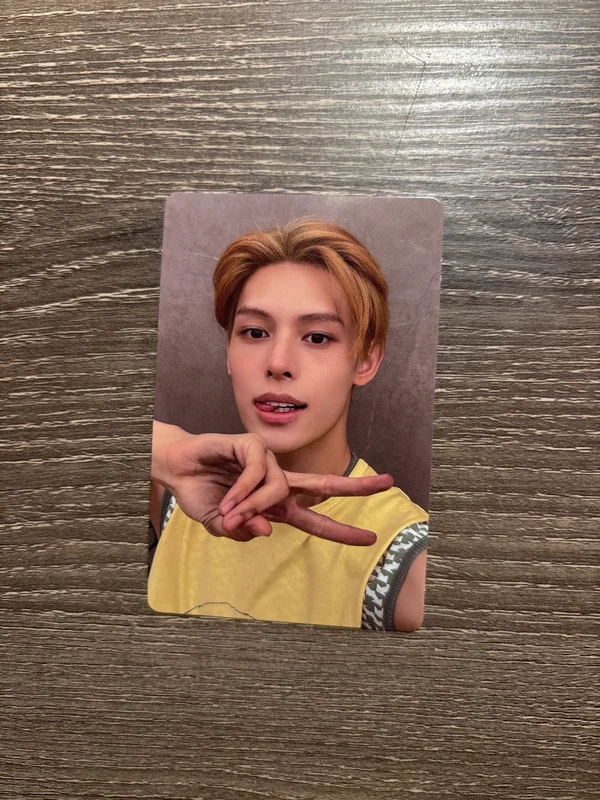 COLOR OUTSIDE THE LINES Scene 1 ver.