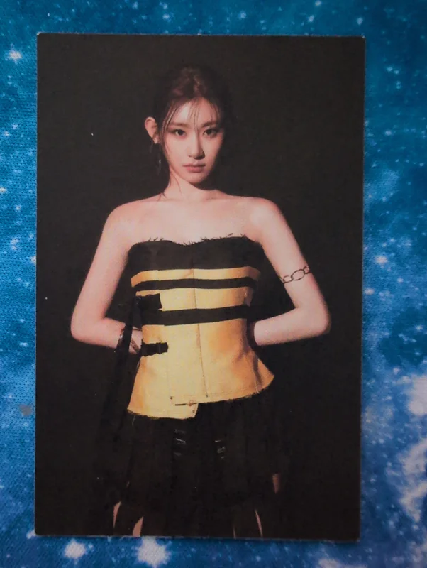 GUESS WHO CHAERYEONG