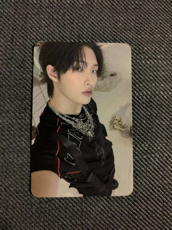 Mingi: ATEEZ X ANITEEZ POP-UP STORE ANITEEZ IN TREASURE RANDOM TRADING CARD