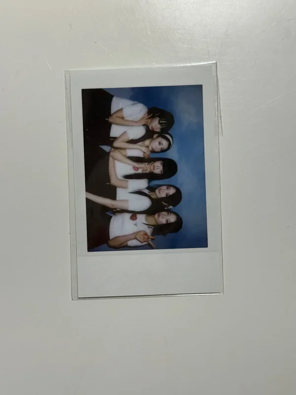lesseravia | K-pop Photocard Seller from Canada | Used of Pocamarket