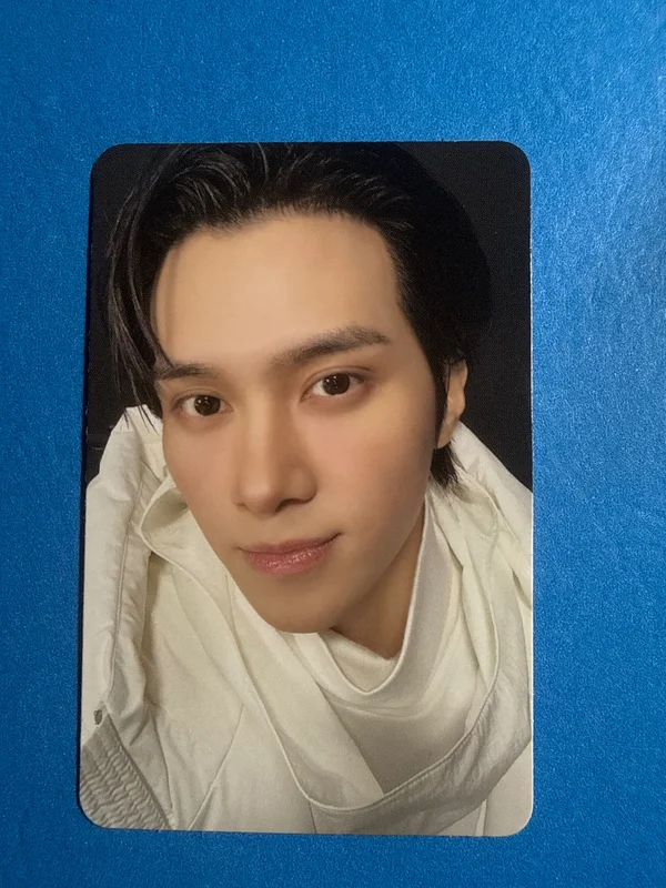 Eternal White Photo Book Ver. Black Ver.