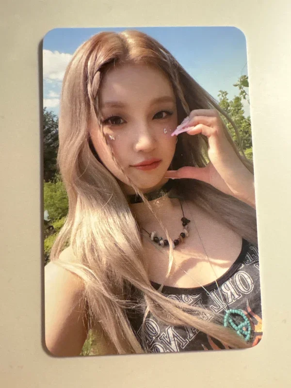 2023 (G)I-DLE WORLD TOUR [I am FREE-TY] IN SEOUL PHOTOCARD SET