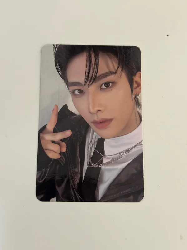 NEVER SAY NEVER PHOTOBOOK Ver. ICON Ver.