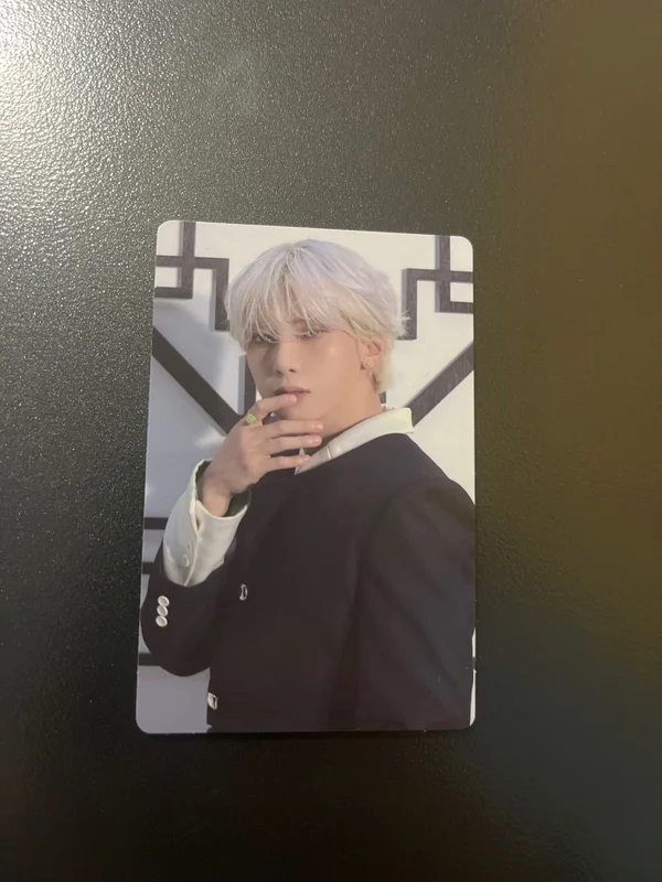 GOLDEN HOUR : Part.4 POCAALBUM VER. A VER.
