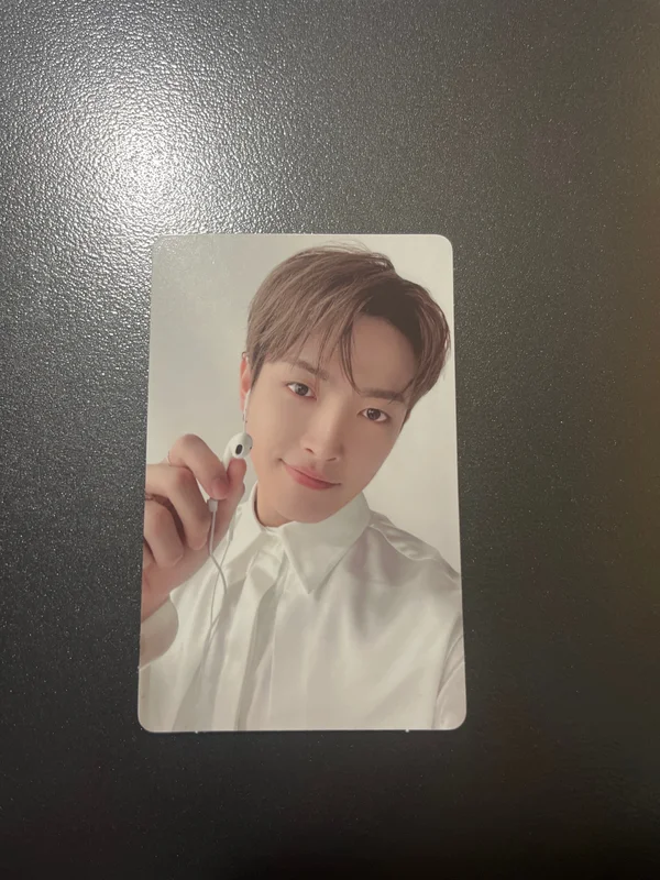 ATEEZ 2025 WORLD TOUR [IN YOUR FANTASY] IN INCHEON RANDOM PHOTOCARD PACK
