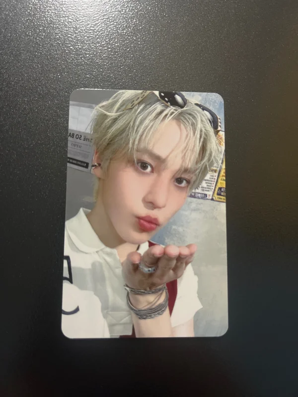 GOLDEN HOUR : Part.5 POP-UP STORE RANDOM TRADING CARD