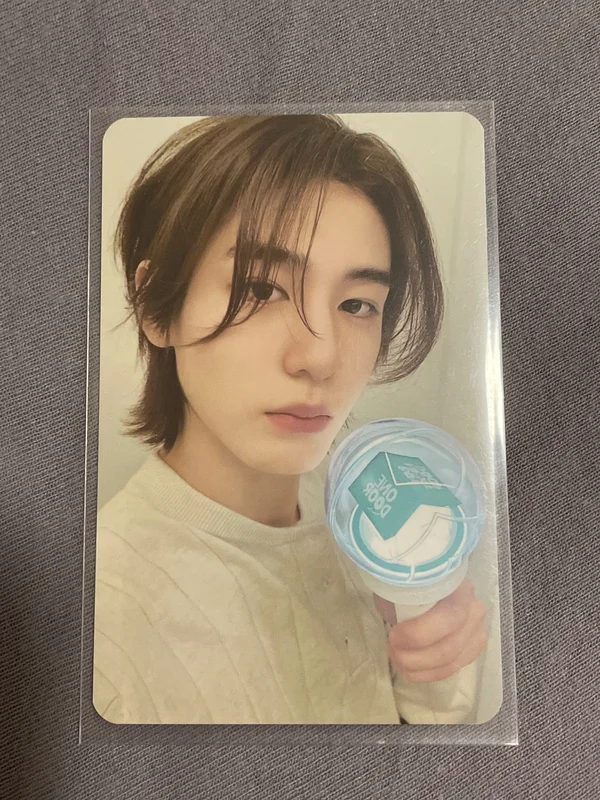 OFFICIAL LIGHT STICK