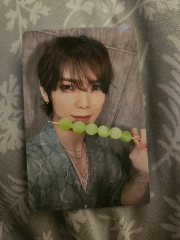 GOLDEN HOUR : Part.1 Walmart Exclusive