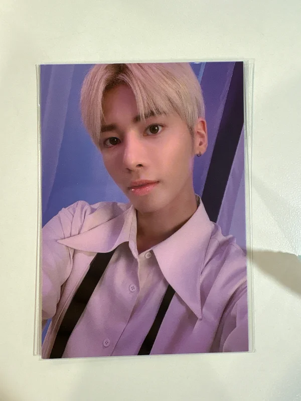 TOMORROW X TOGETHER LIVE ACT:BOY MINI PHOTO CARD BINDER